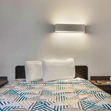 Motel 6 Texas City I-45 Экстерьер фото