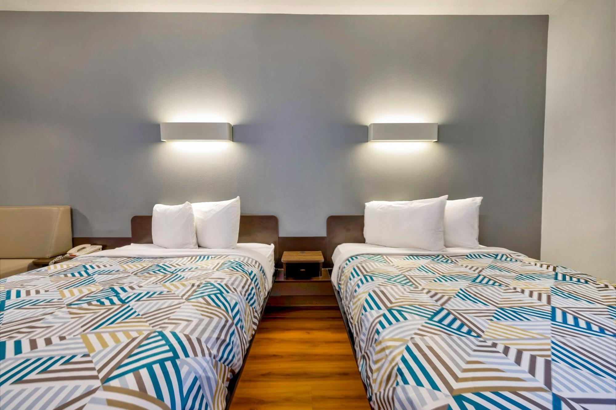 Motel 6 Texas City I-45 Экстерьер фото