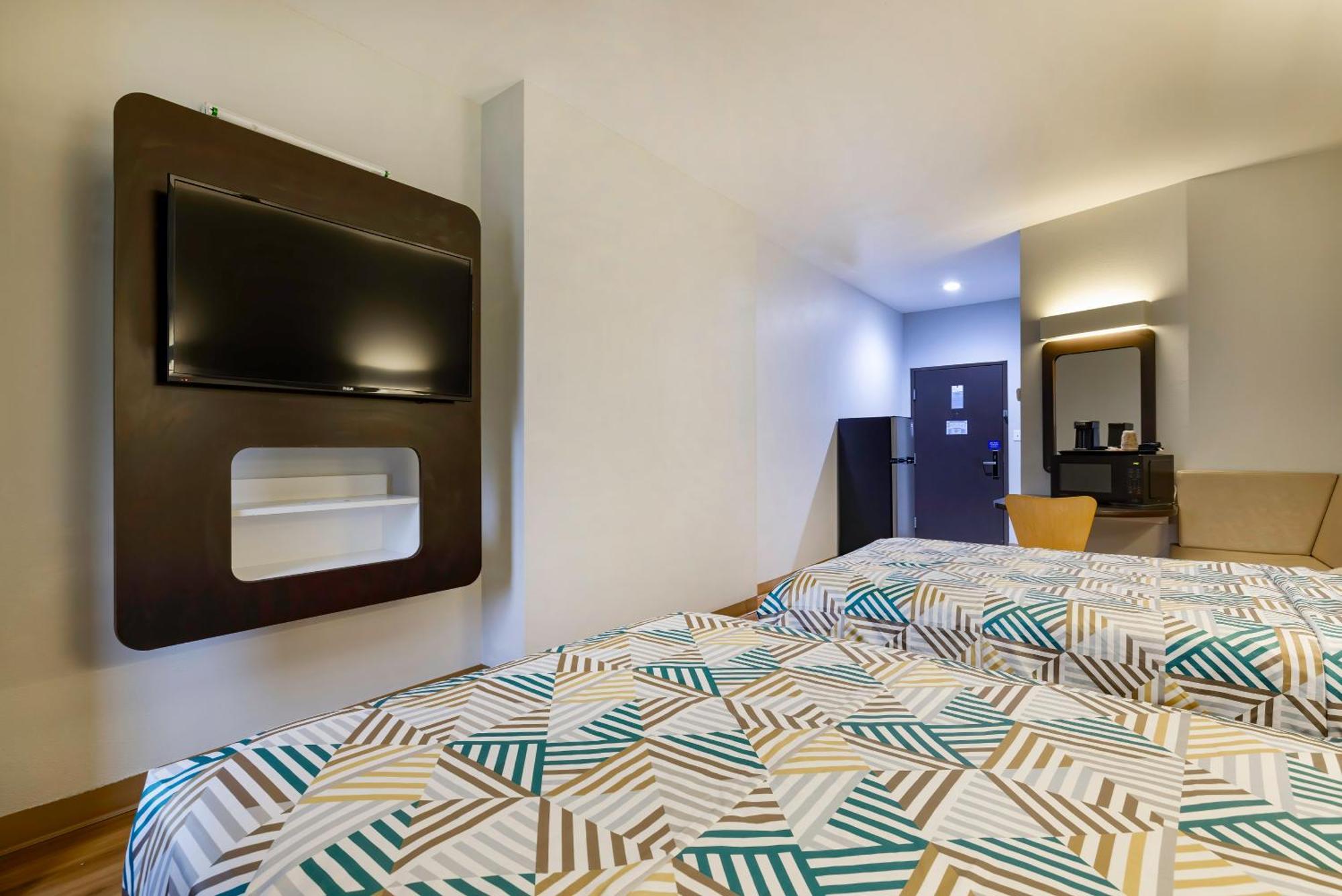 Motel 6 Texas City I-45 Экстерьер фото